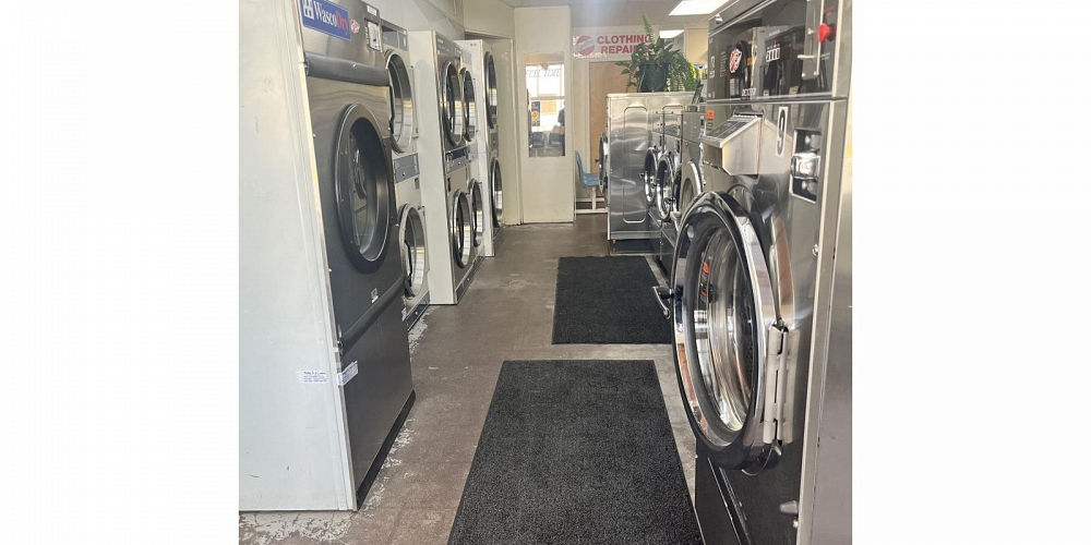 3223 EMERSON STREET Terrace Photo 8 3223 EMERSON STREET Terrace Photo 8